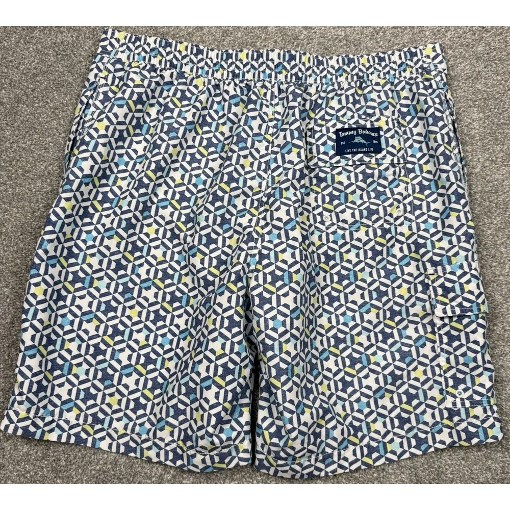 Tommy Bahama Swim‎ Trunks Mens XL Blue Geometric Mesh Lined Beach